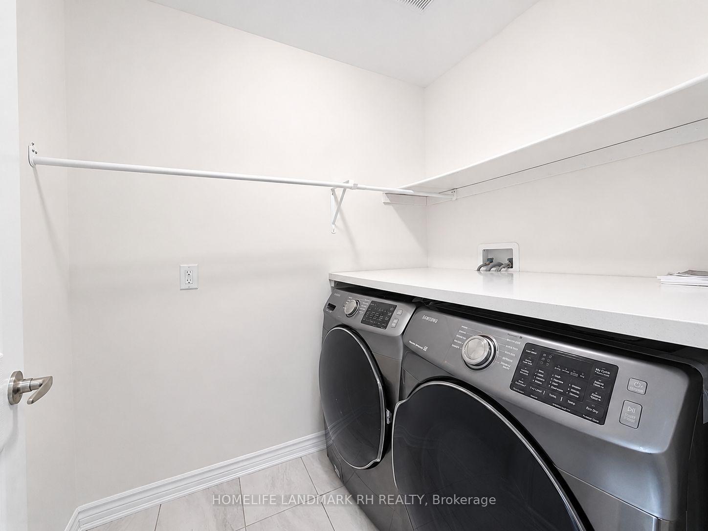 Photo 22 of 19 Edward Lennox Street, Markham, Cornell — HOMEH