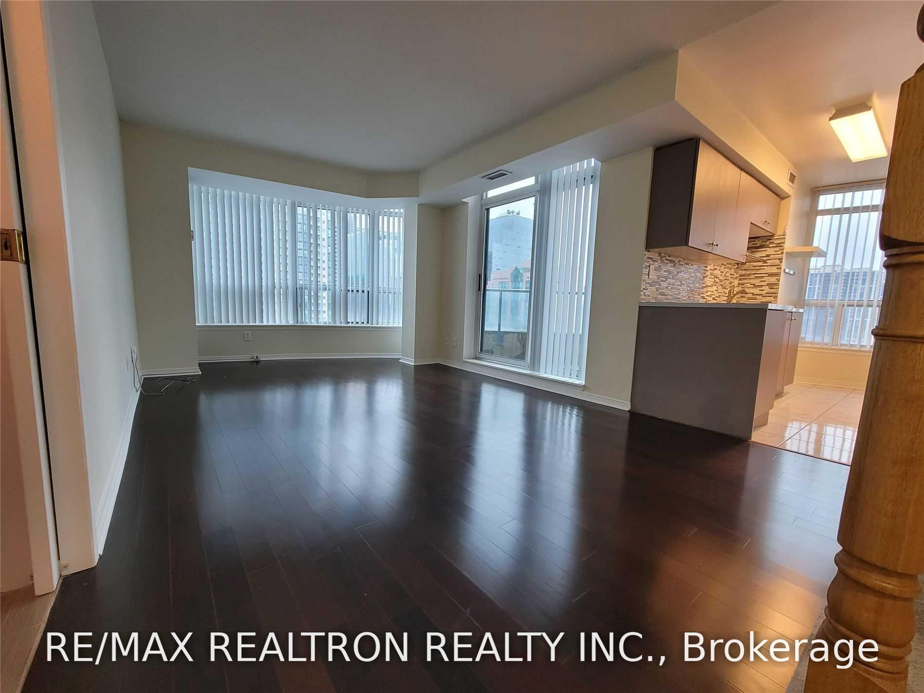 Photo 3 of Unit 1703, 233 Beecroft Road, North York, Willowdale West — HOMEH