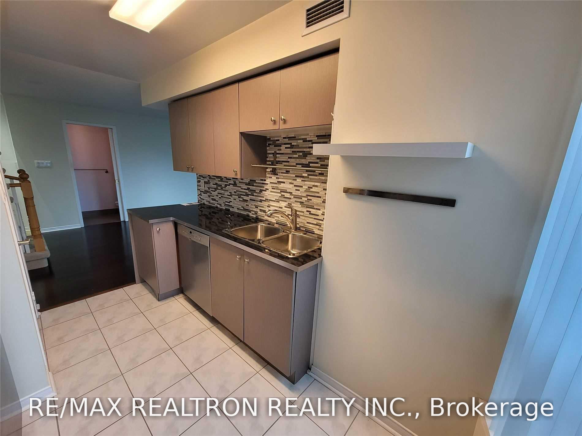 Photo 14 of Unit 1703, 233 Beecroft Road, North York, Willowdale West — HOMEH