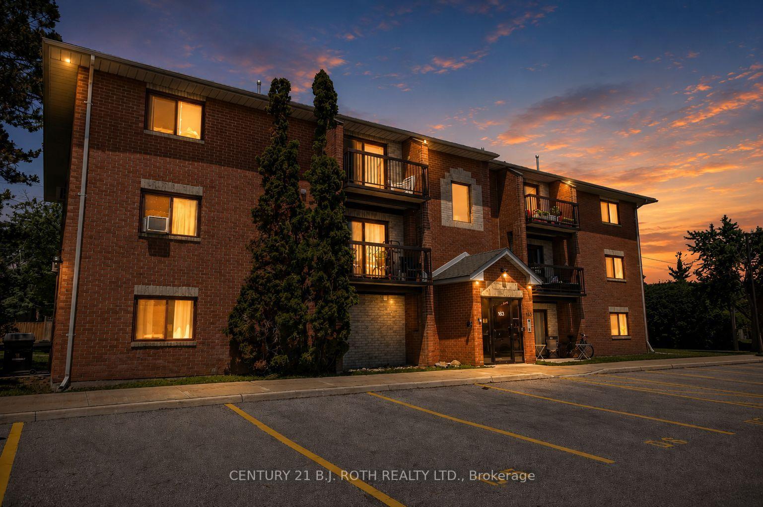 Photo 1 of Unit D11, 163 Edgehill Drive, Barrie, Letitia Heights — HOMEH