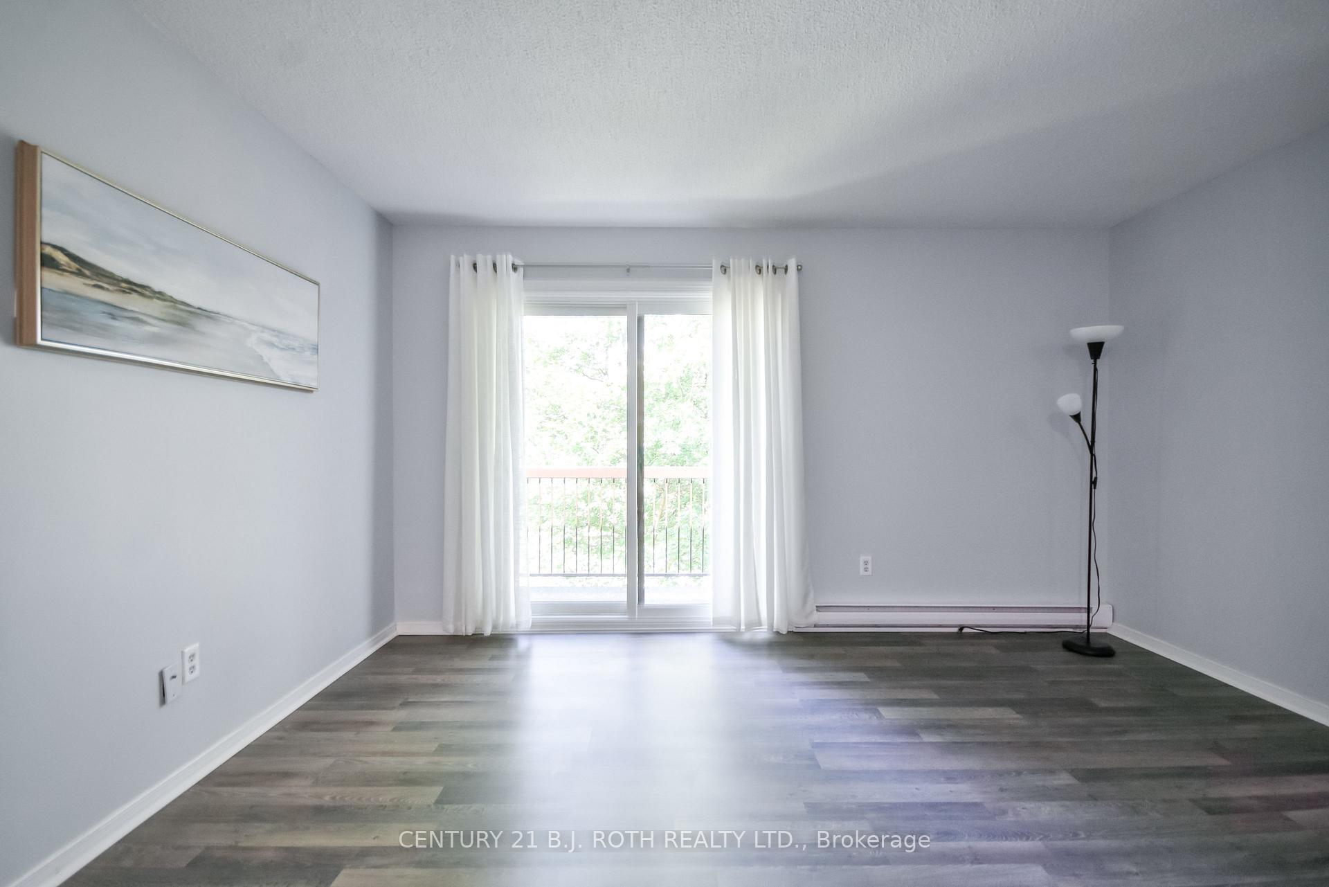 Photo 7 of Unit D11, 163 Edgehill Drive, Barrie, Letitia Heights — HOMEH