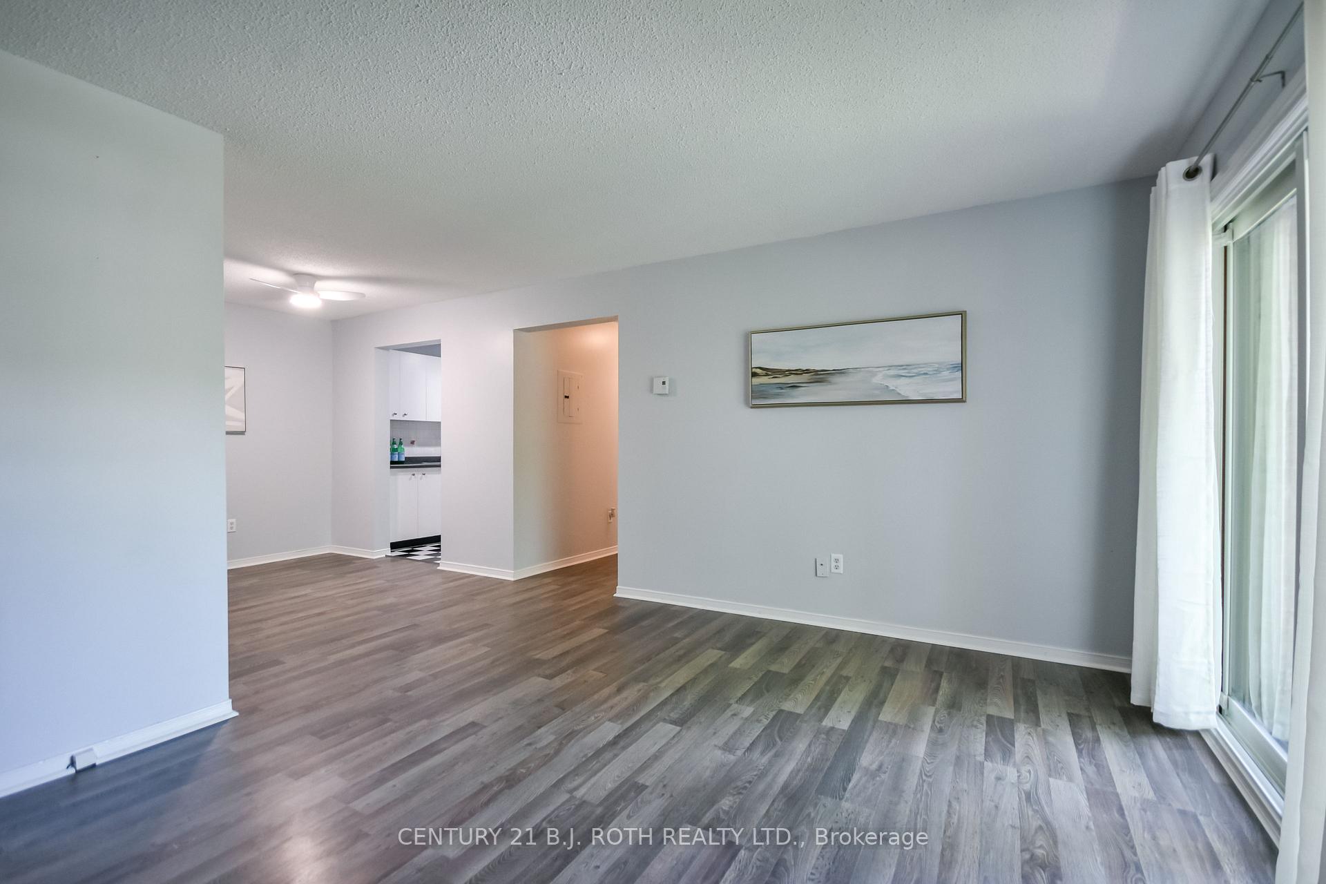 Photo 8 of Unit D11, 163 Edgehill Drive, Barrie, Letitia Heights — HOMEH