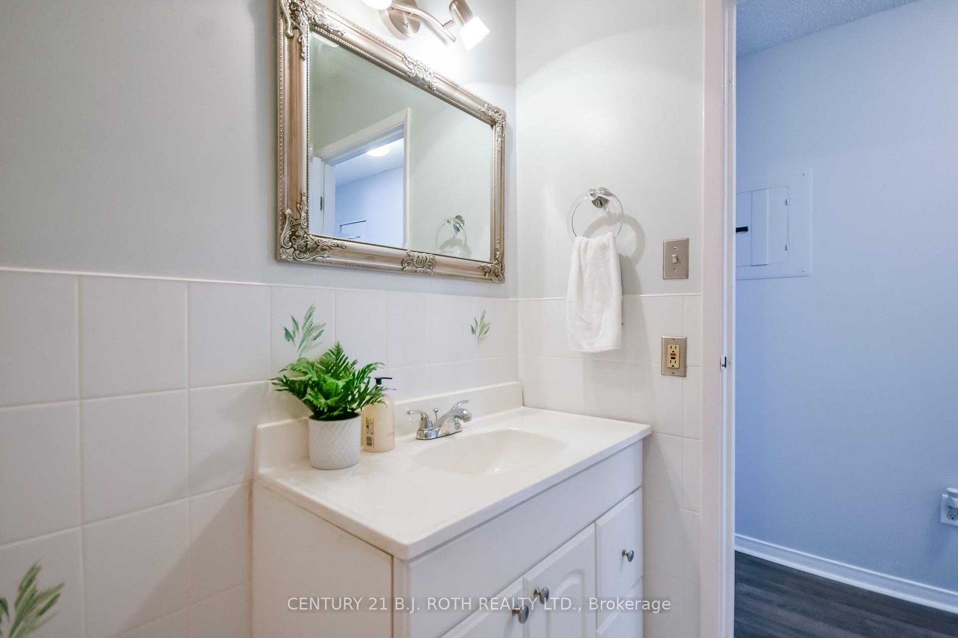 Photo 20 of Unit D11, 163 Edgehill Drive, Barrie, Letitia Heights — HOMEH