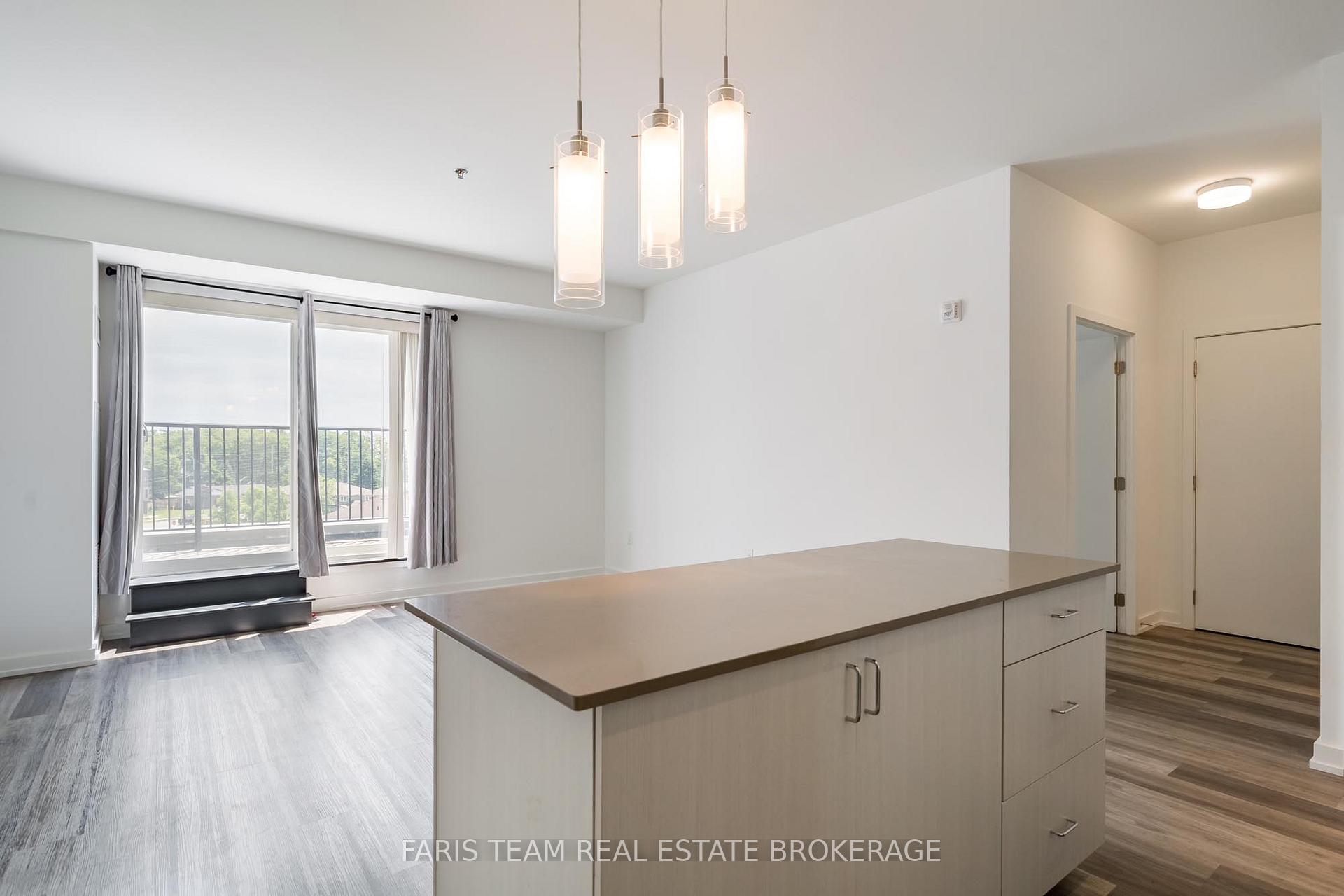 Photo 10 of Unit 401, 430 Essa Road, Barrie, Holly — HOMEH