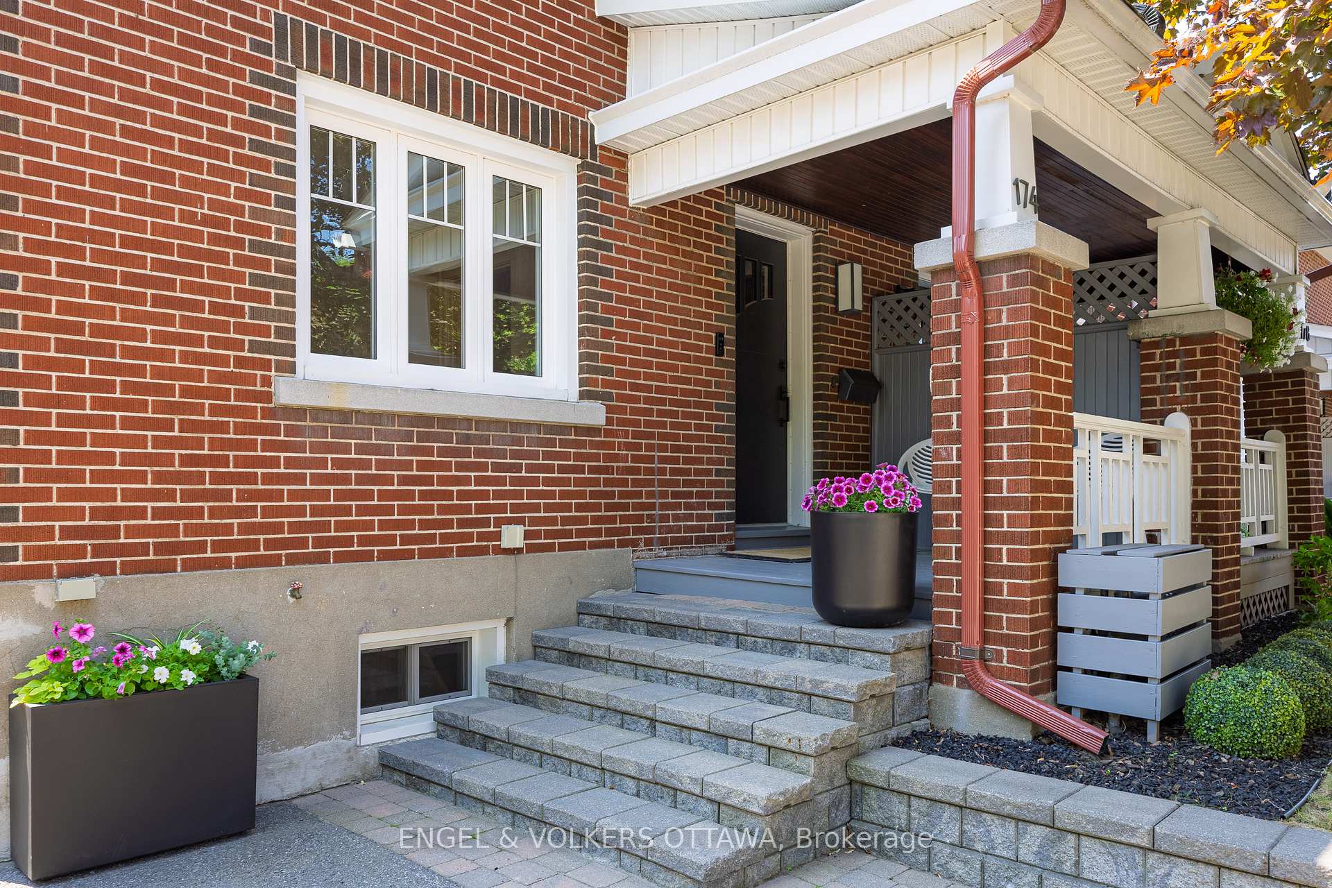 Photo 3 of 174 Hickory Street, Ottawa, West Centre Town — HOMEH