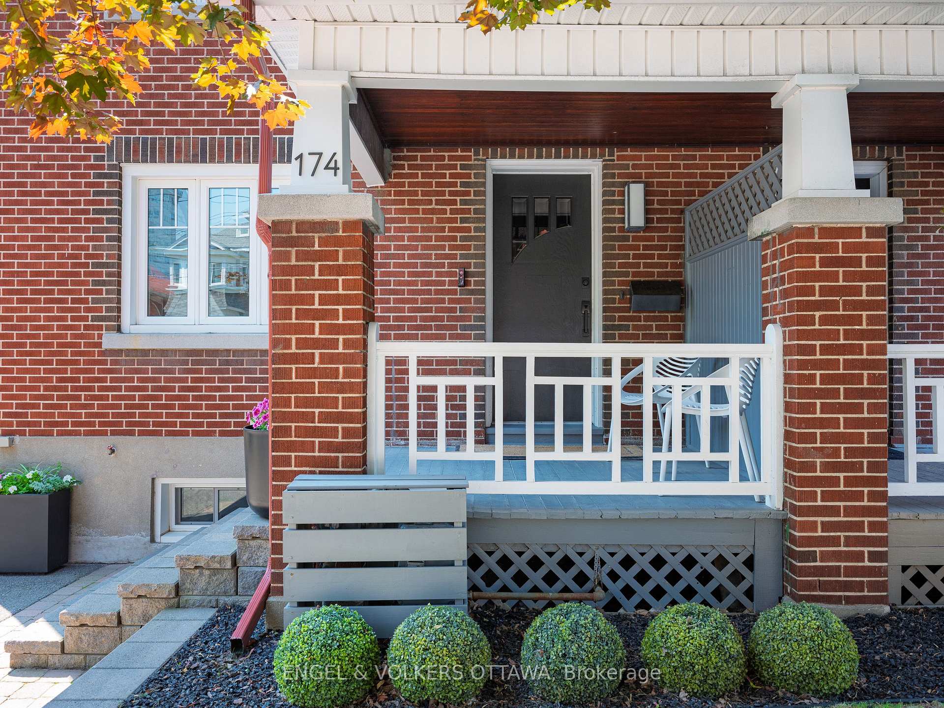Photo 4 of 174 Hickory Street, Ottawa, West Centre Town — HOMEH