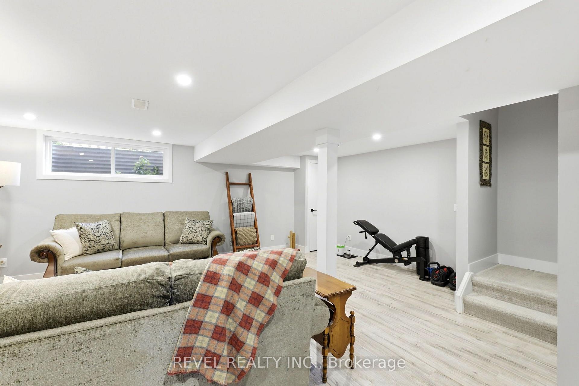Photo 30 of Unit 2, 669 Osgoode Drive, London, South Y — HOMEH