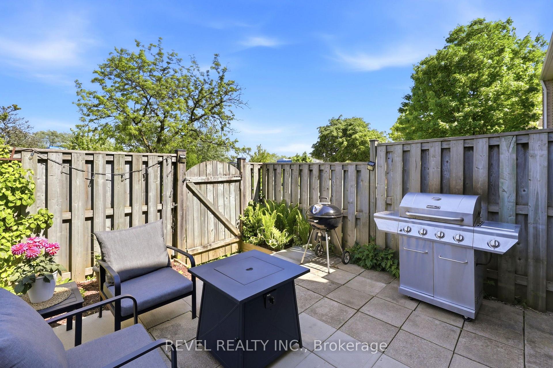 Photo 34 of Unit 2, 669 Osgoode Drive, London, South Y — HOMEH