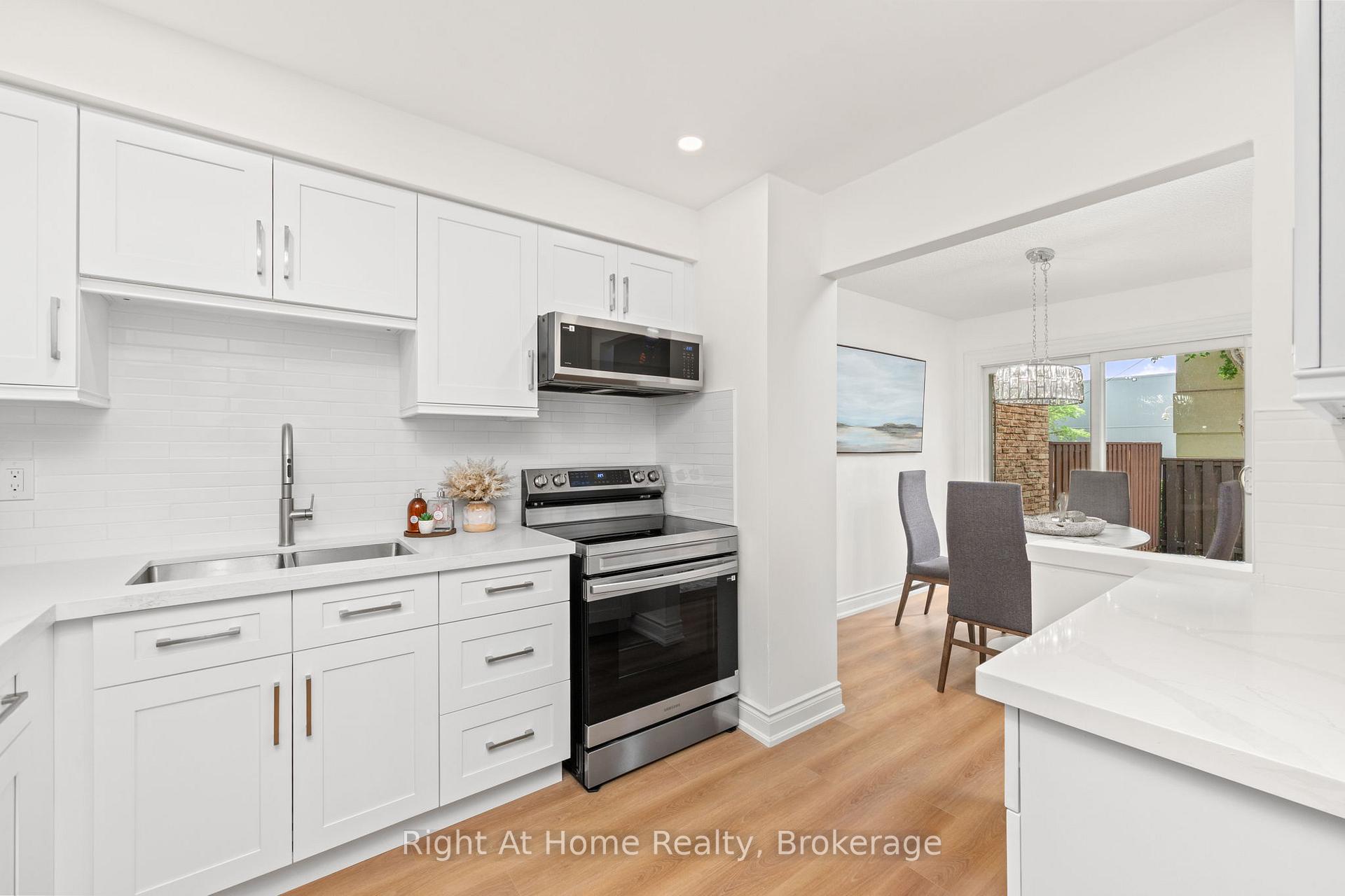 Photo 7 of Unit 37, 1330 Trowbridge Drive, Oshawa, Centennial — HOMEH