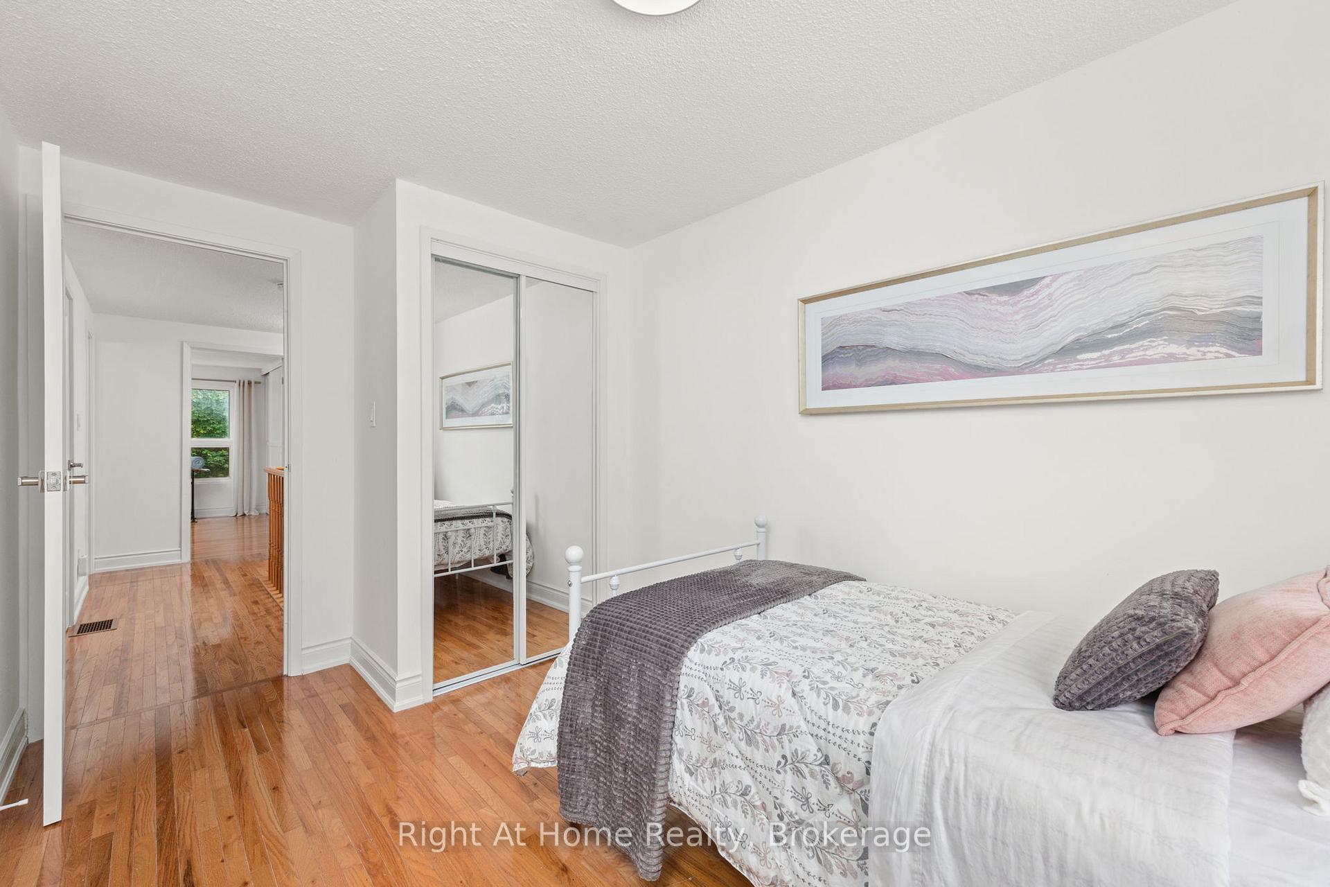 Photo 13 of Unit 37, 1330 Trowbridge Drive, Oshawa, Centennial — HOMEH