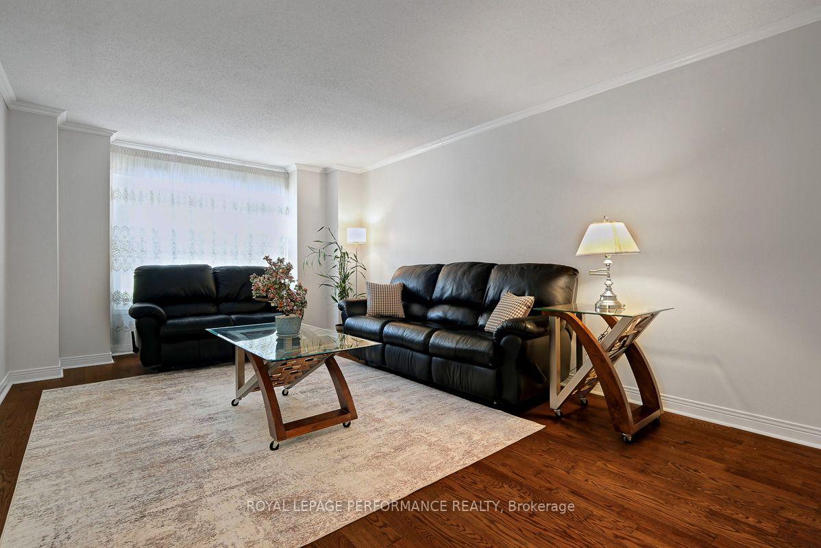 Photo 7 of 1869 Carrigan Drive, Ottawa, Fallingbrook/Pineridge — HOMEH