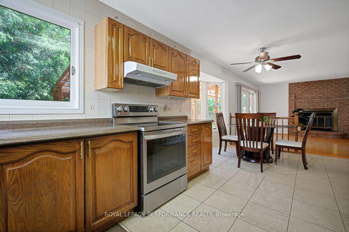 Photo 12 of 1869 Carrigan Drive, Ottawa, Fallingbrook/Pineridge — HOMEH