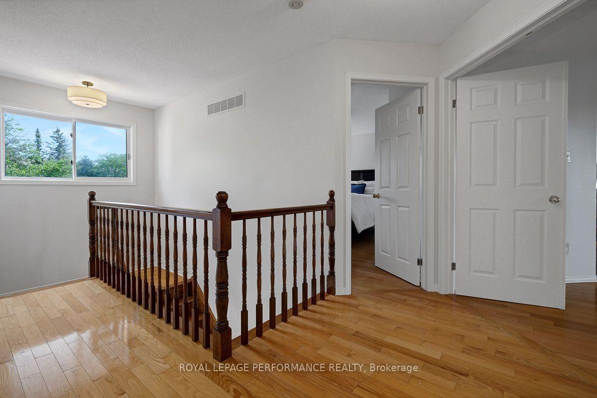 Photo 21 of 1869 Carrigan Drive, Ottawa, Fallingbrook/Pineridge — HOMEH