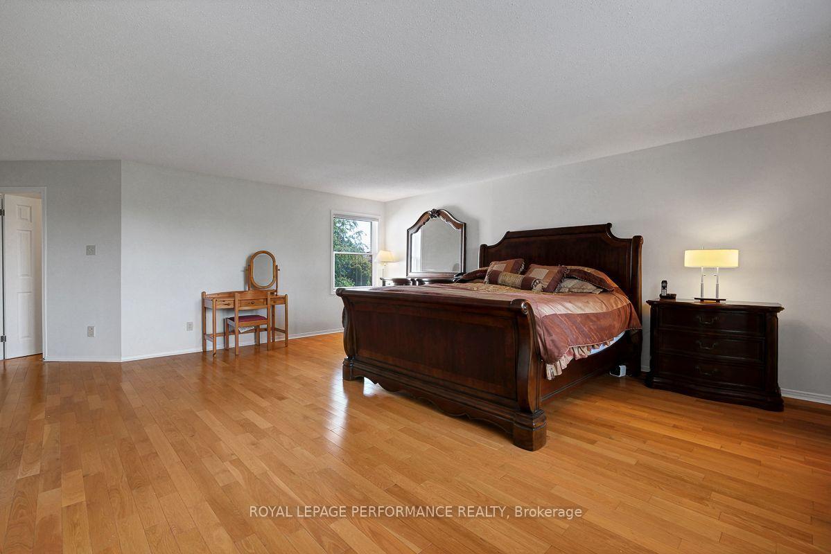 Photo 23 of 1869 Carrigan Drive, Ottawa, Fallingbrook/Pineridge — HOMEH