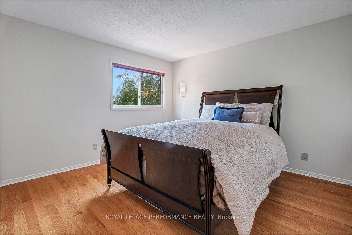 Photo 28 of 1869 Carrigan Drive, Ottawa, Fallingbrook/Pineridge — HOMEH