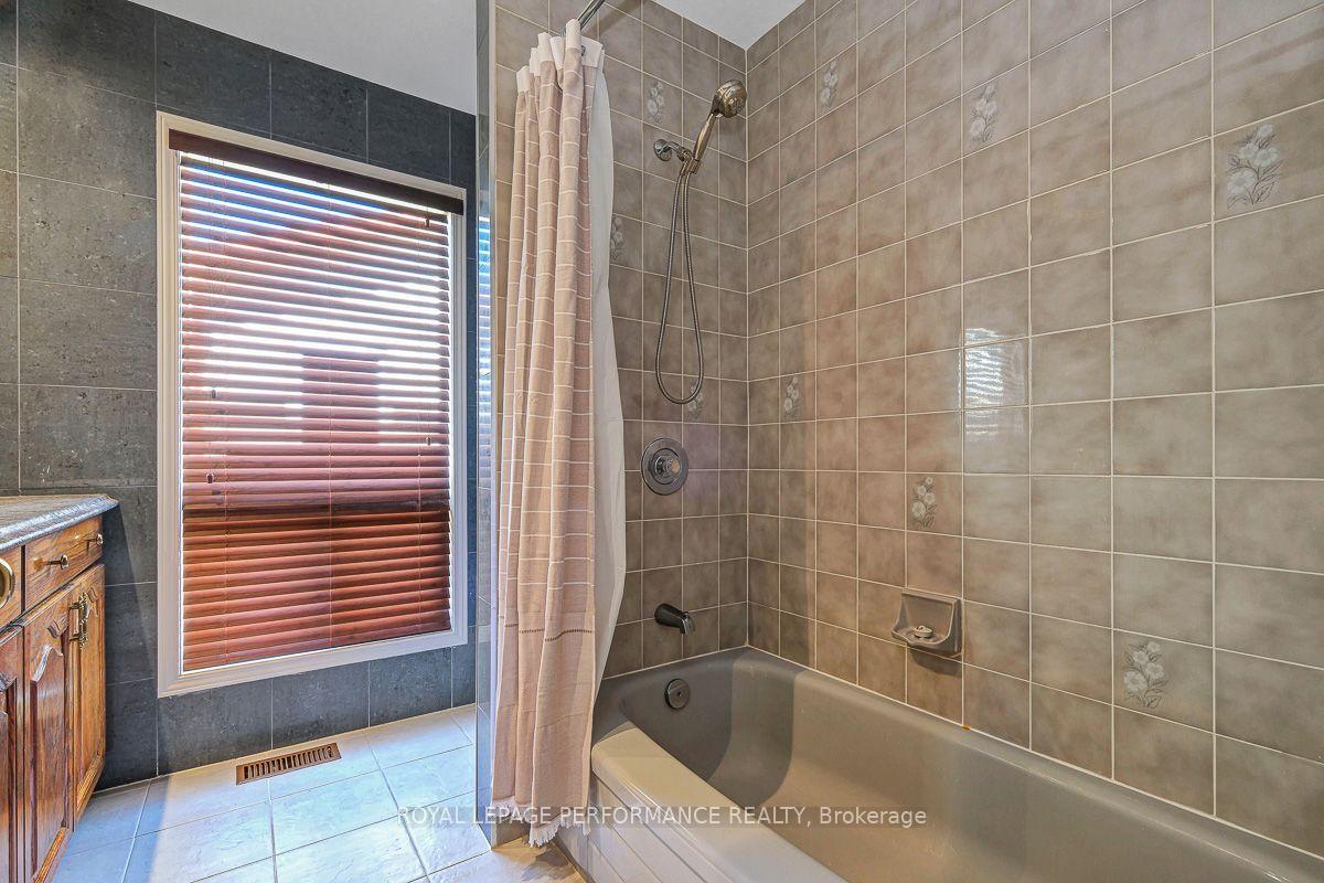 Photo 31 of 1869 Carrigan Drive, Ottawa, Fallingbrook/Pineridge — HOMEH