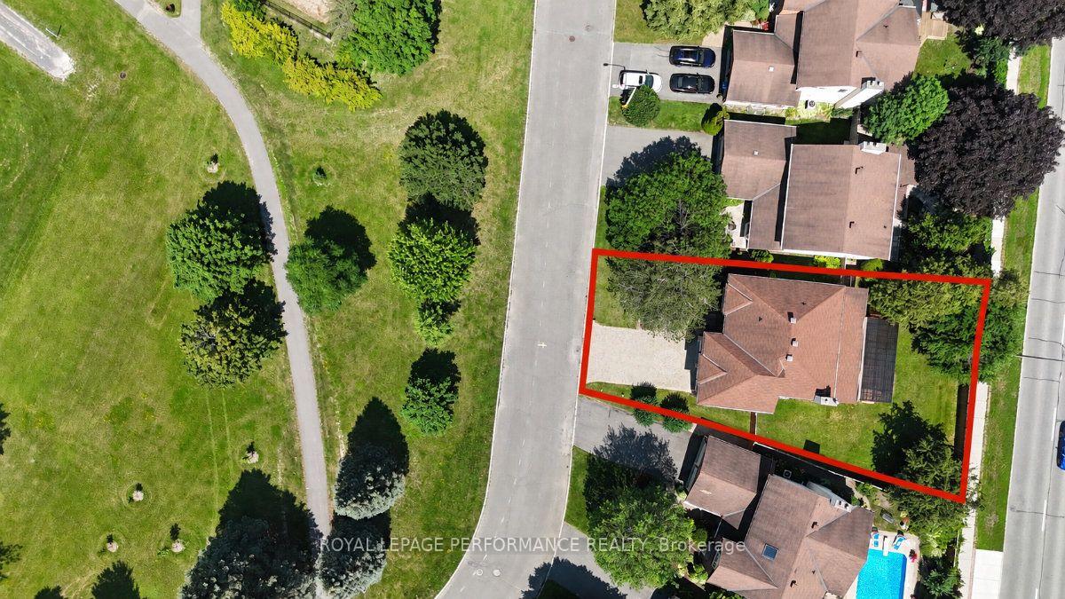 Photo 42 of 1869 Carrigan Drive, Ottawa, Fallingbrook/Pineridge — HOMEH