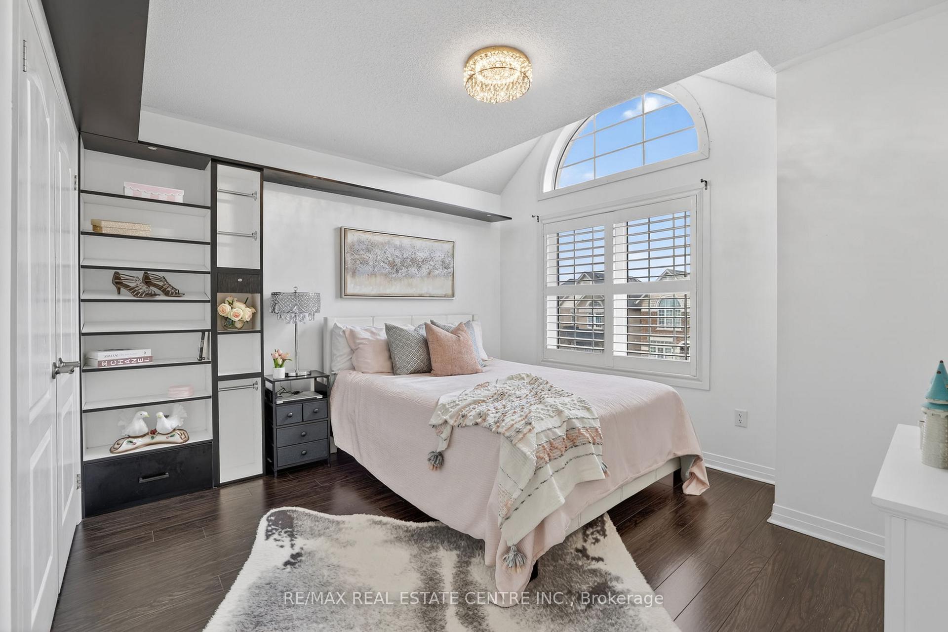 Photo 37 of 27 Drew Brown Boulevard, Orangeville — HOMEH
