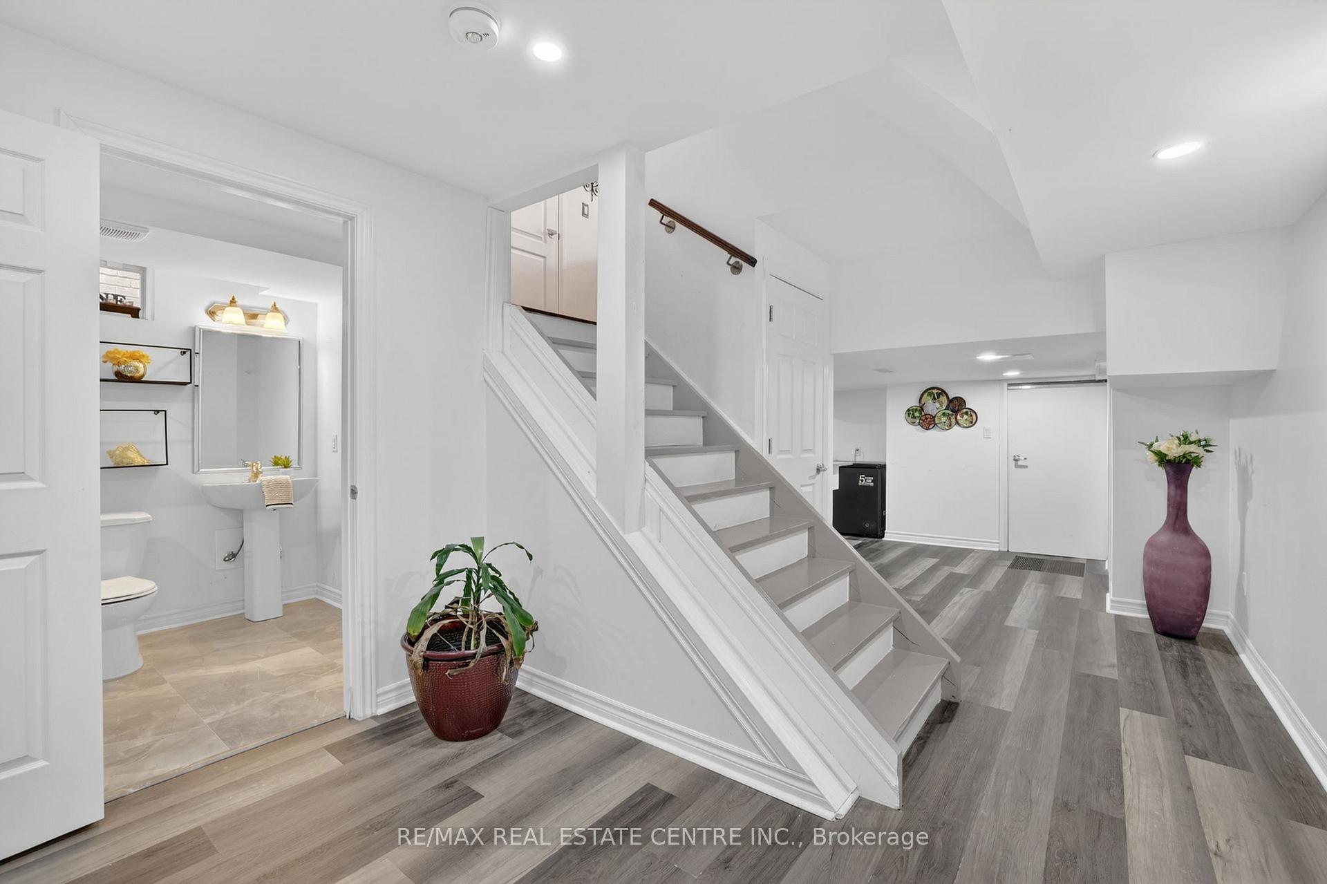 Photo 40 of 27 Drew Brown Boulevard, Orangeville — HOMEH