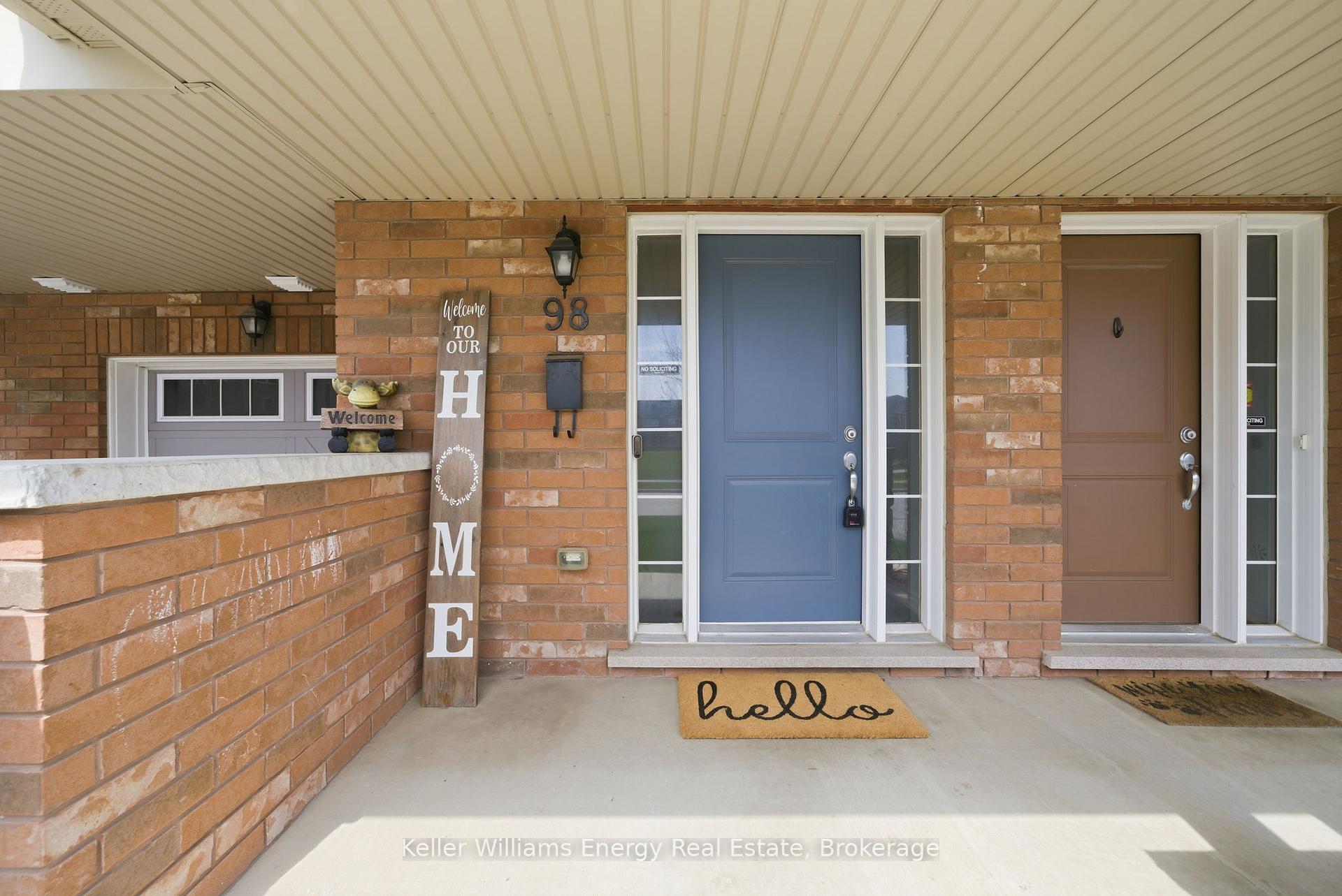 Photo 2 of 98 Tabaret Crescent, Oshawa, Windfields — HOMEH