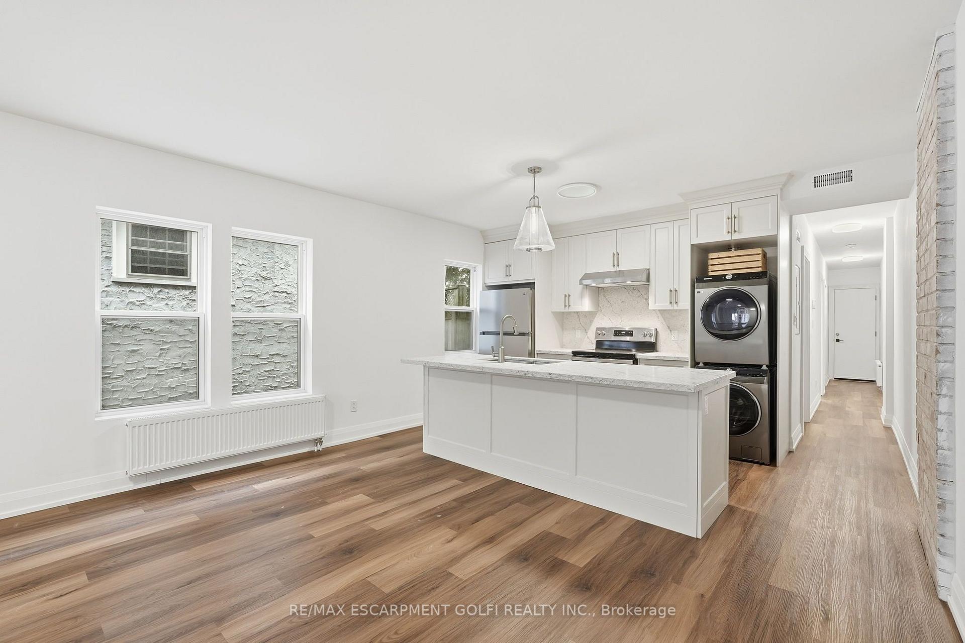 Photo 6 of Unit 1, 4876 Simcoe Street, Niagara Falls, Cherrywood — HOMEH