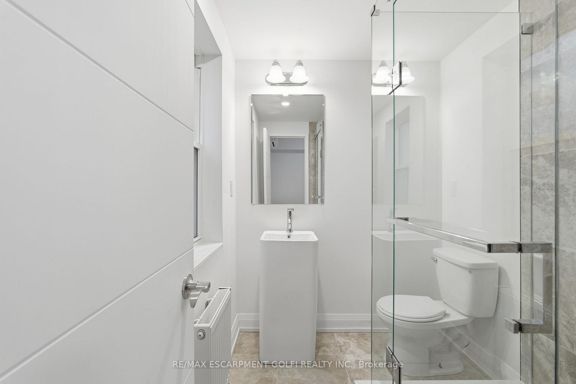 Photo 11 of Unit 1, 4876 Simcoe Street, Niagara Falls, Cherrywood — HOMEH