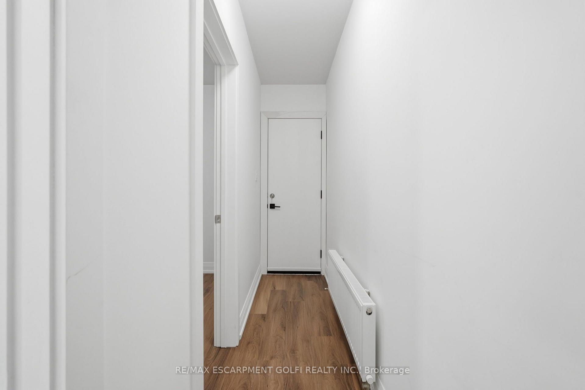 Photo 15 of Unit 1, 4876 Simcoe Street, Niagara Falls, Cherrywood — HOMEH