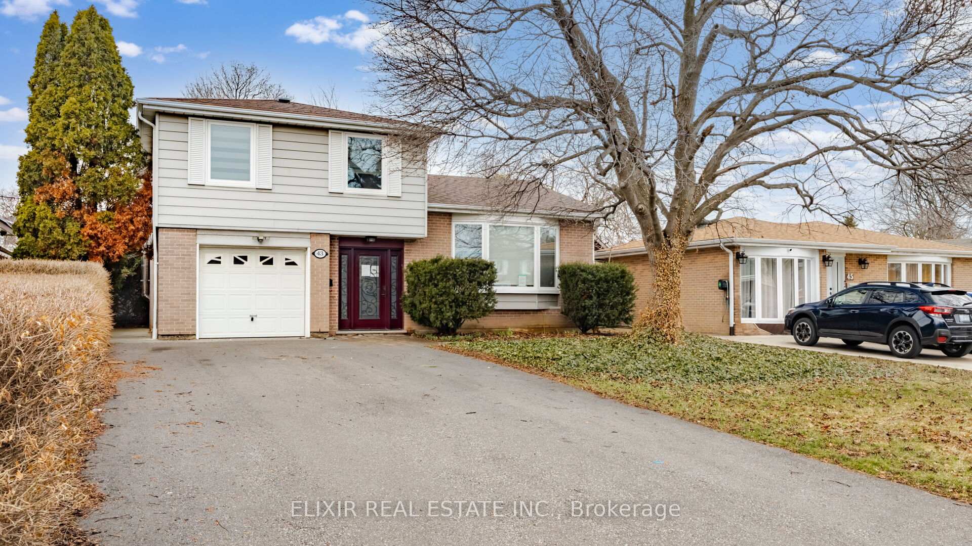 Photo 4 of 43 Bromley Crescent, Brampton, Avondale — HOMEH
