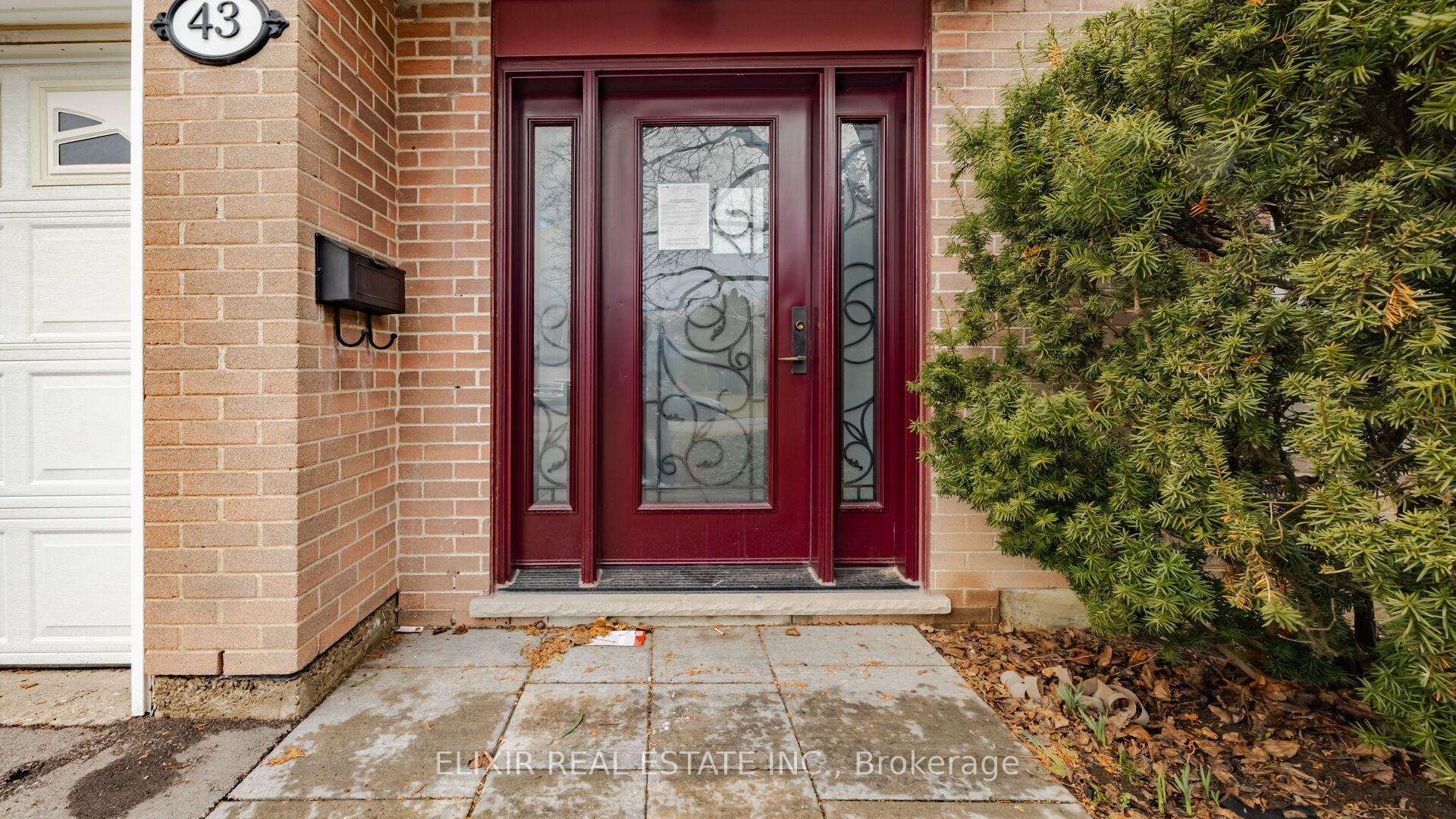 Photo 6 of 43 Bromley Crescent, Brampton, Avondale — HOMEH