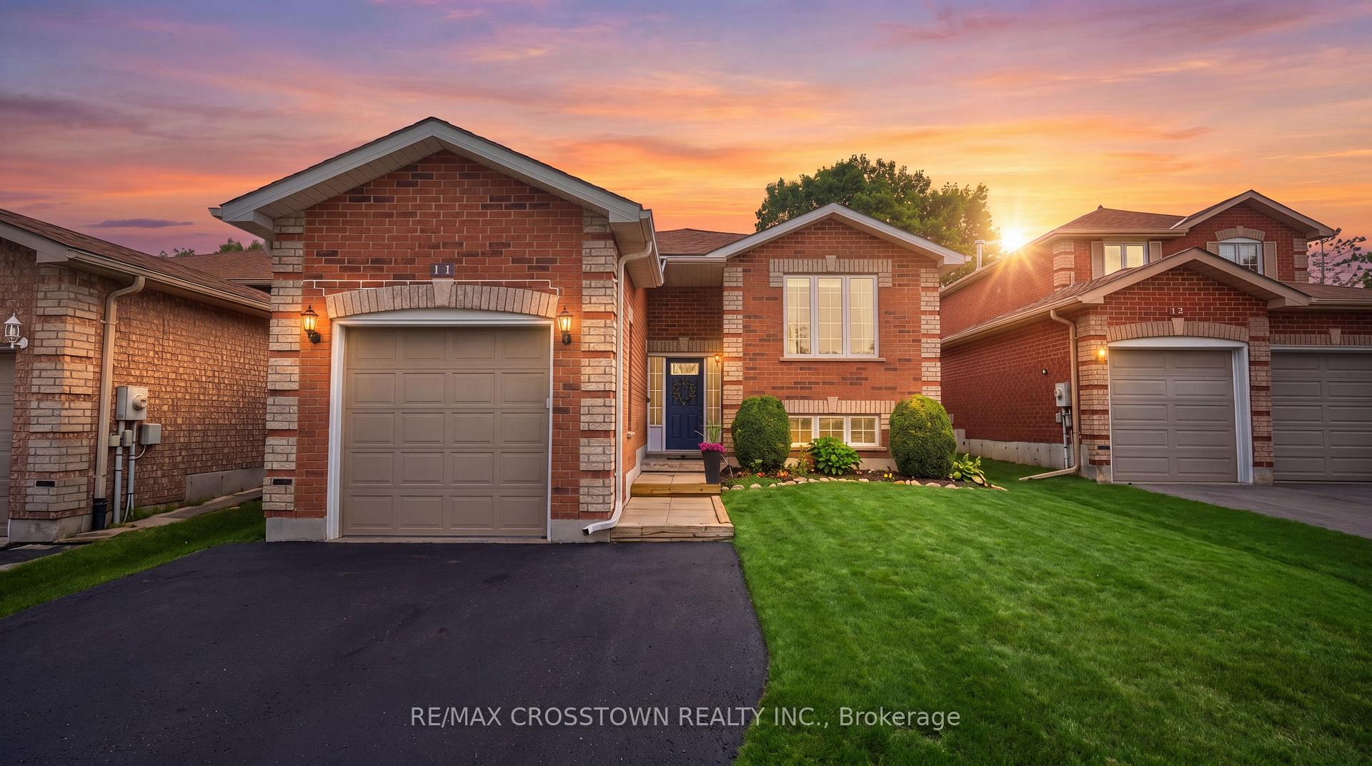 Front of 11 Revelstoke Court