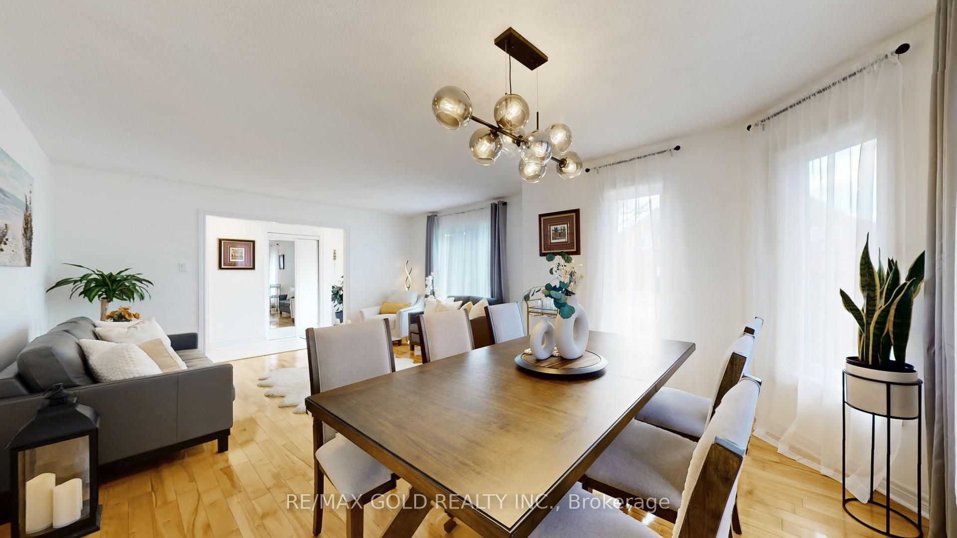 Photo 9 of 20 Clover Bloom Road, Brampton, Sandringham-Wellington — HOMEH