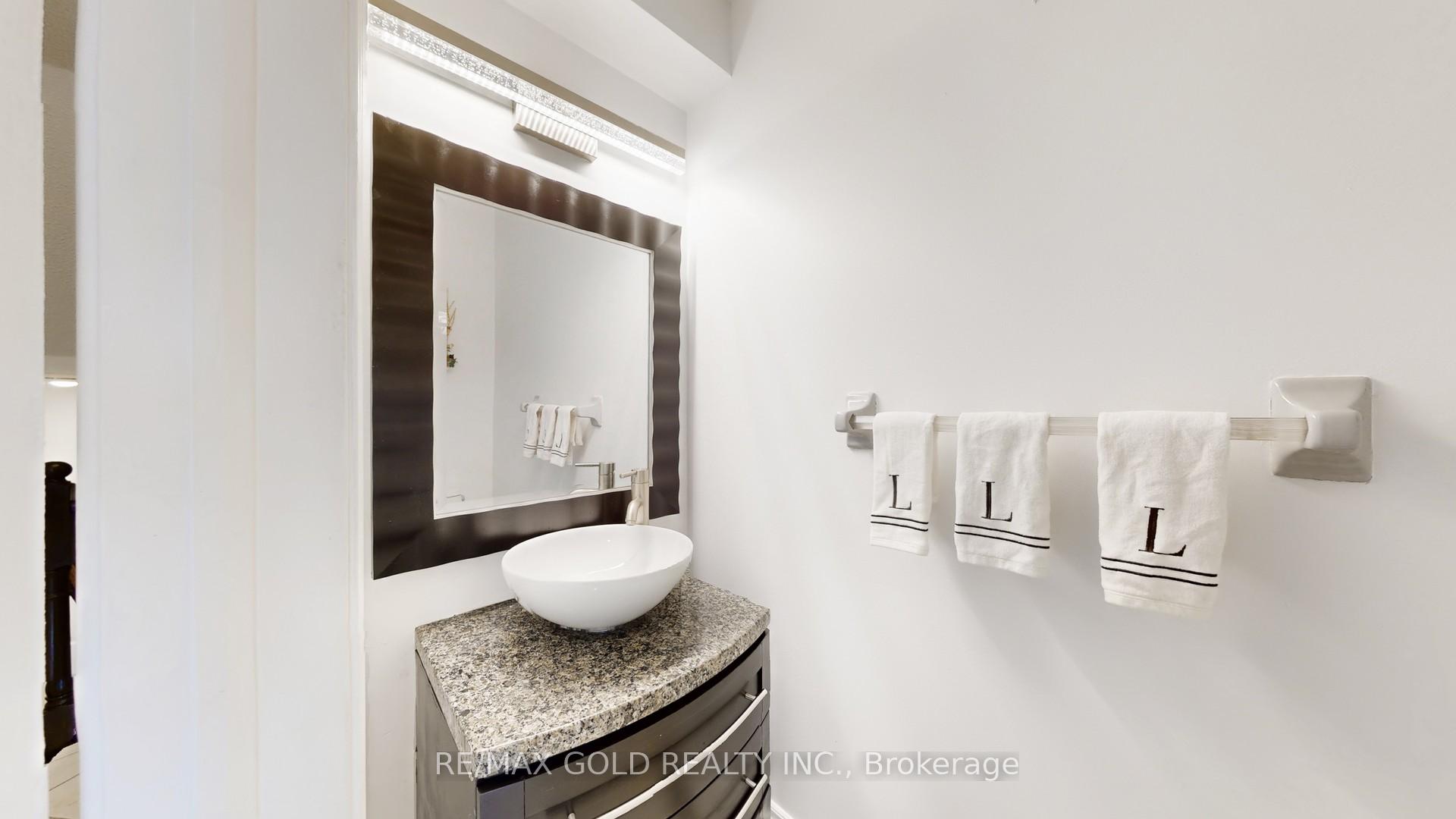 Photo 17 of 20 Clover Bloom Road, Brampton, Sandringham-Wellington — HOMEH