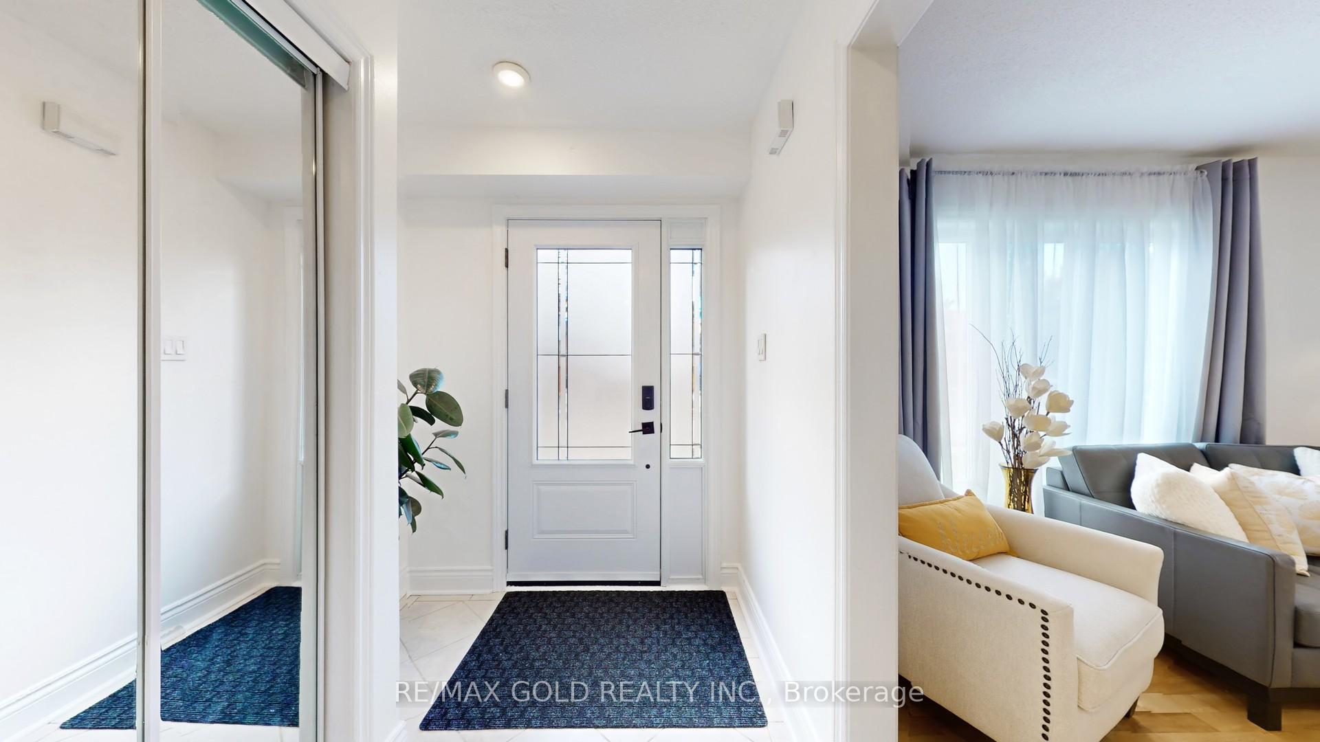 Photo 18 of 20 Clover Bloom Road, Brampton, Sandringham-Wellington — HOMEH