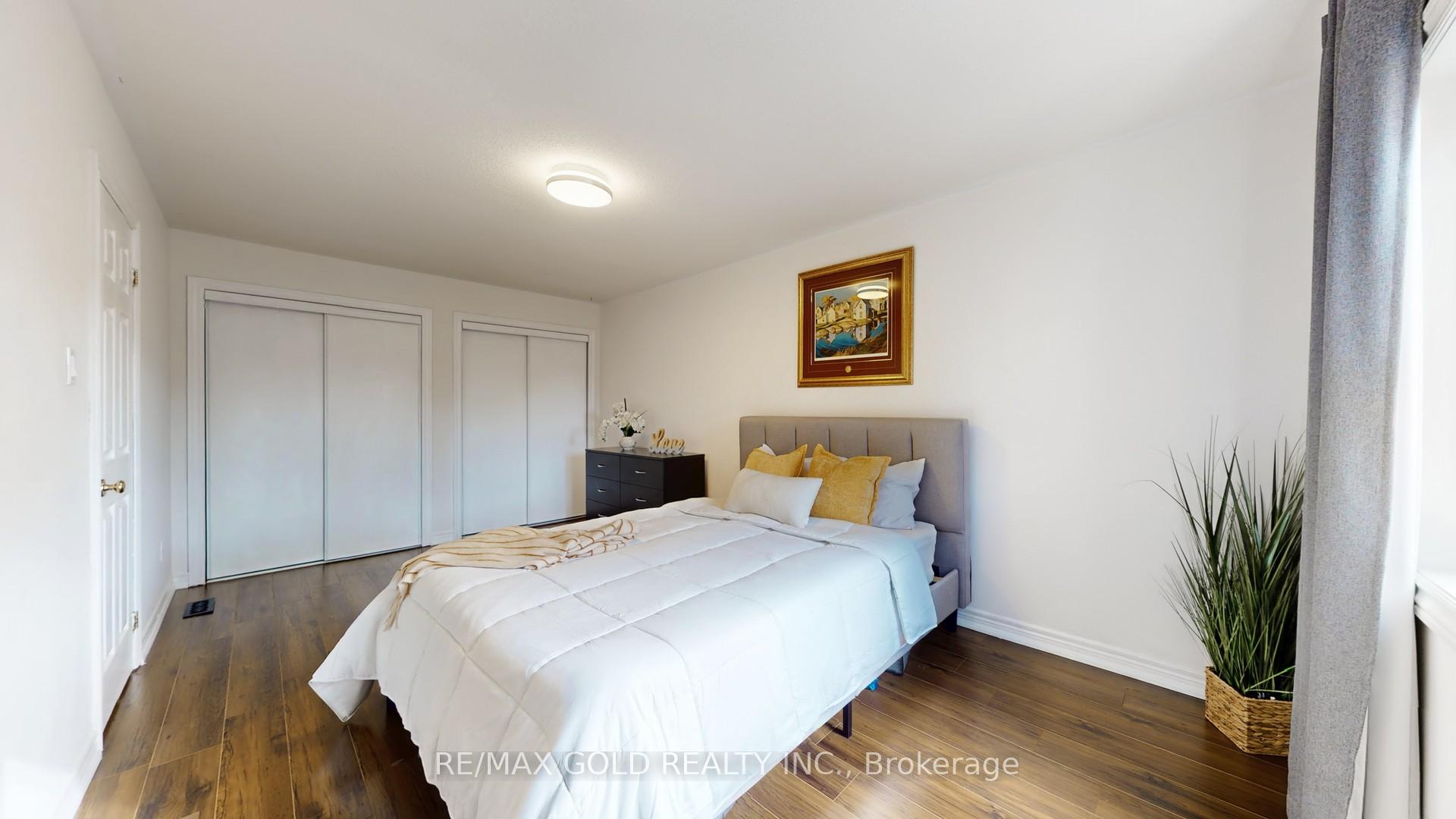 Photo 21 of 20 Clover Bloom Road, Brampton, Sandringham-Wellington — HOMEH