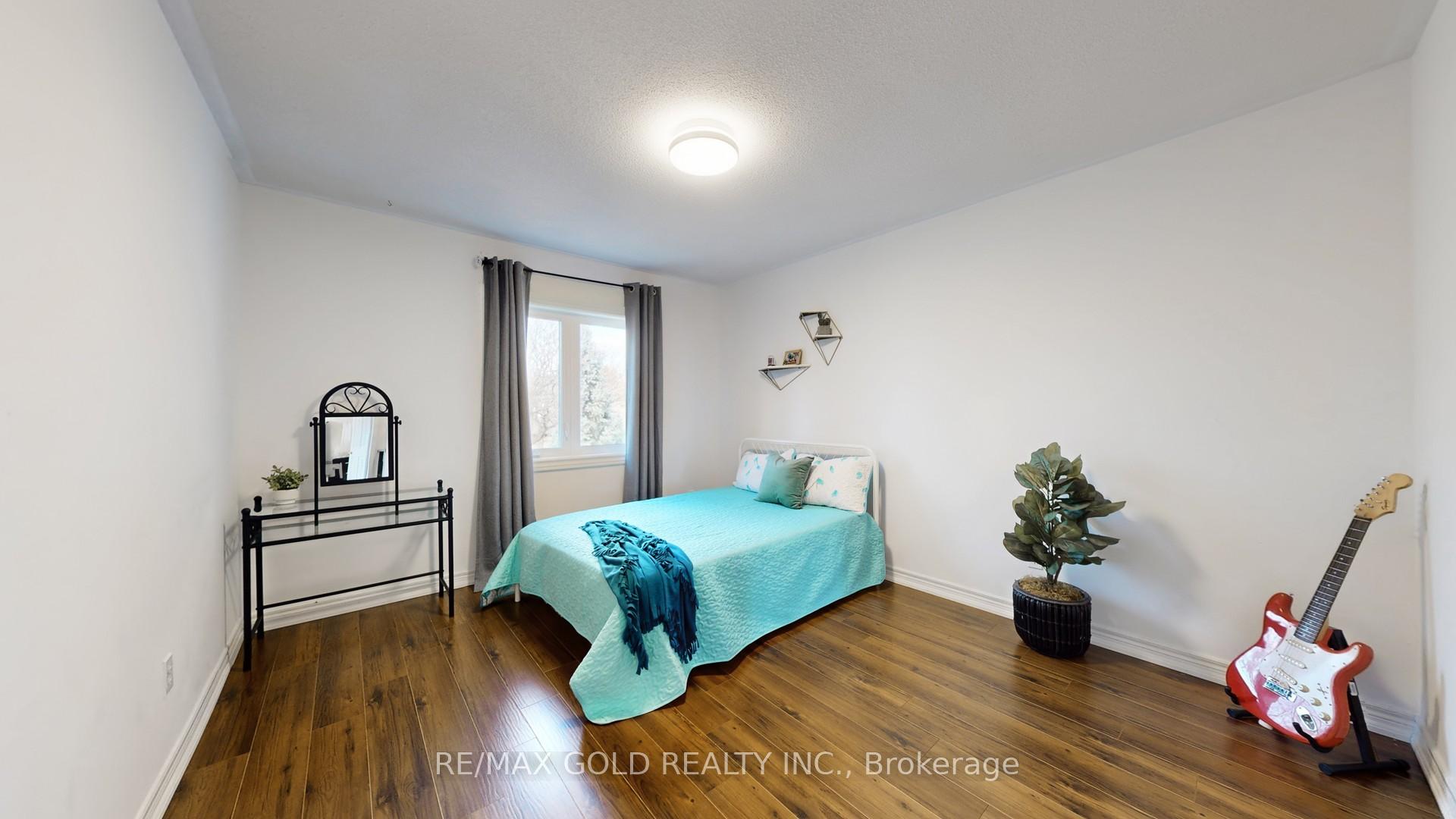 Photo 23 of 20 Clover Bloom Road, Brampton, Sandringham-Wellington — HOMEH