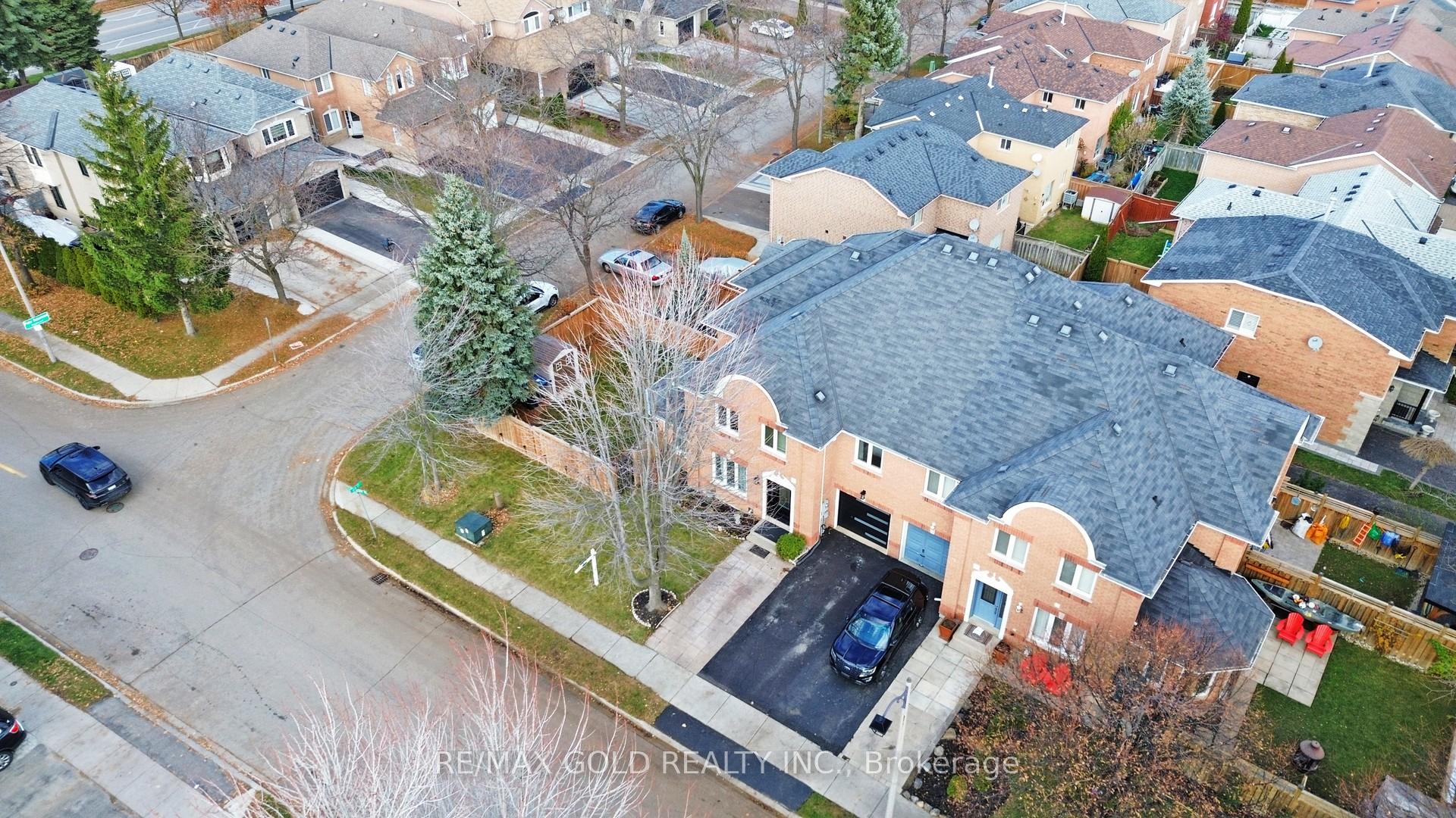 Photo 40 of 20 Clover Bloom Road, Brampton, Sandringham-Wellington — HOMEH