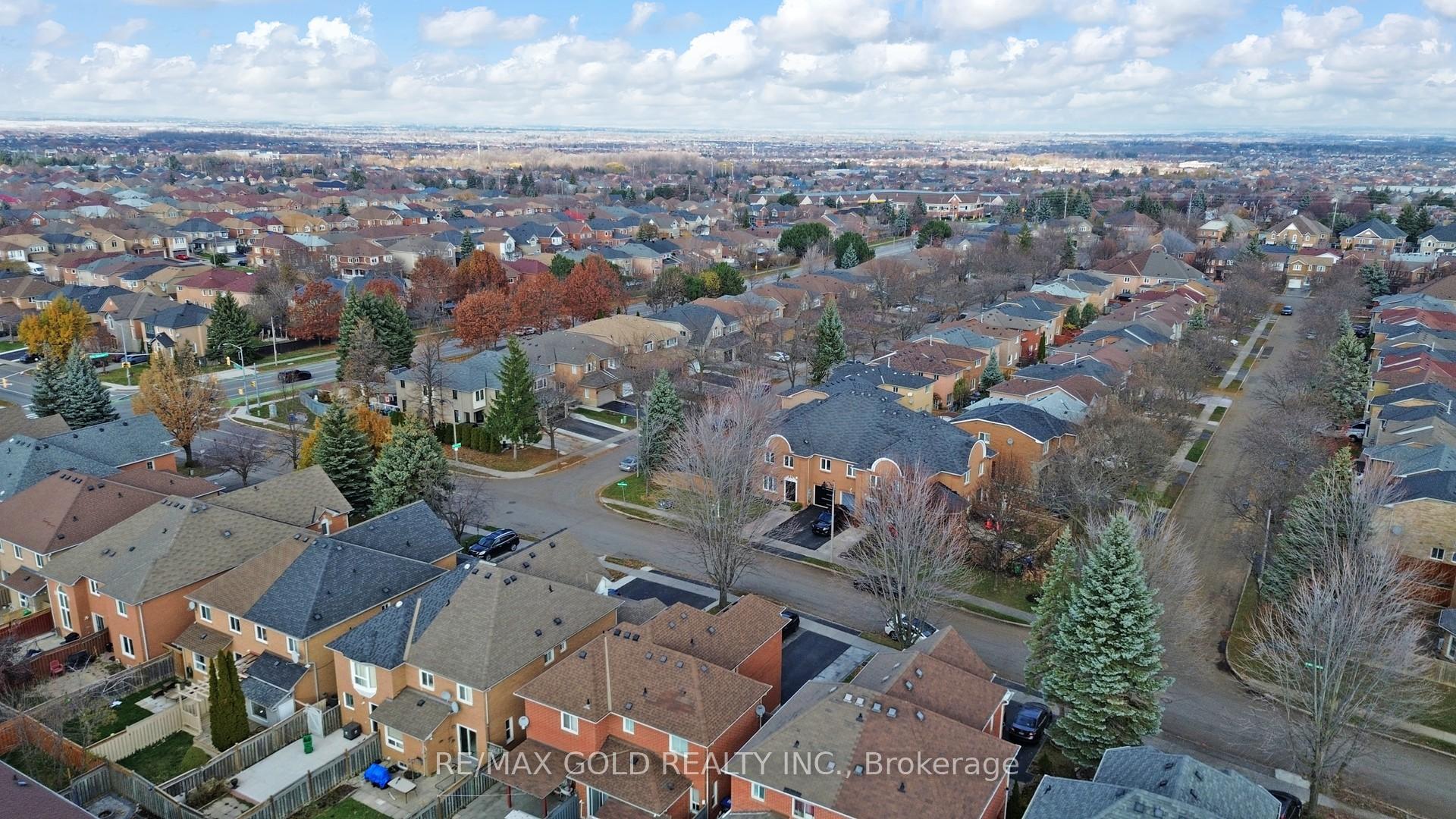 Photo 41 of 20 Clover Bloom Road, Brampton, Sandringham-Wellington — HOMEH