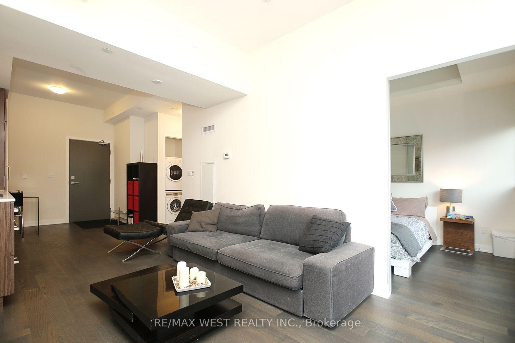 Photo 5 of Unit 309, 17 Dundonald Street, Toronto, Church-Yonge Corridor — HOMEH