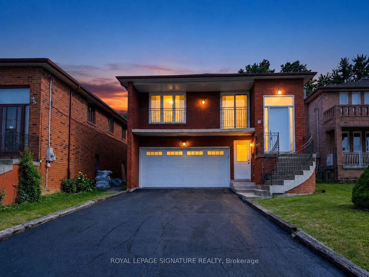 Front of 5 Acacia Avenue