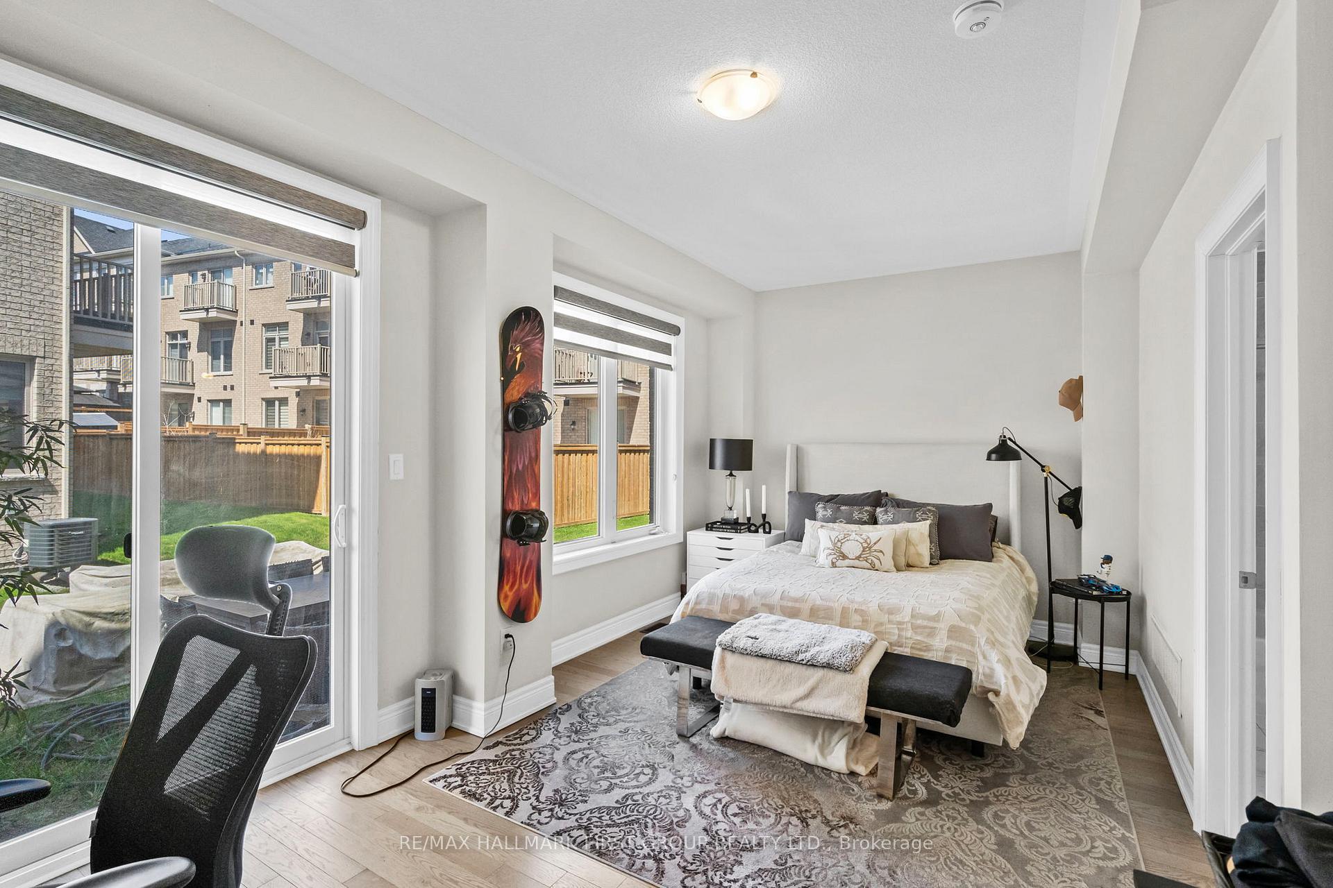 Photo 6 of 22 Phillipsen Way, Markham, Cedarwood — HOMEH