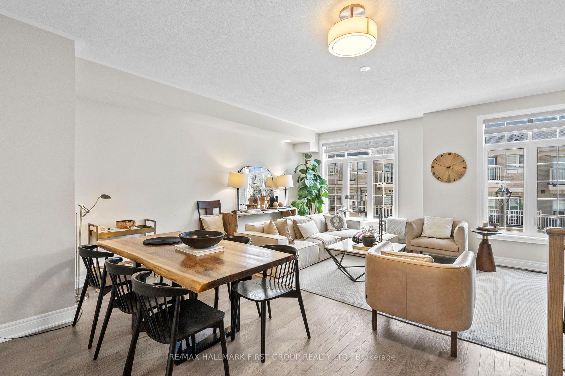 Photo 9 of 22 Phillipsen Way, Markham, Cedarwood — HOMEH