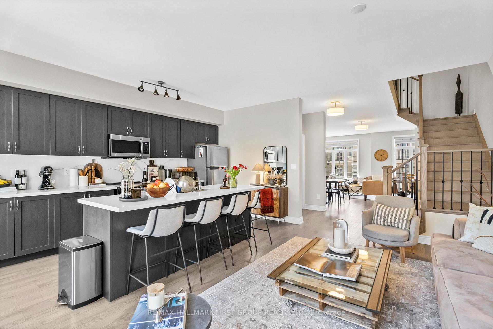 Photo 15 of 22 Phillipsen Way, Markham, Cedarwood — HOMEH