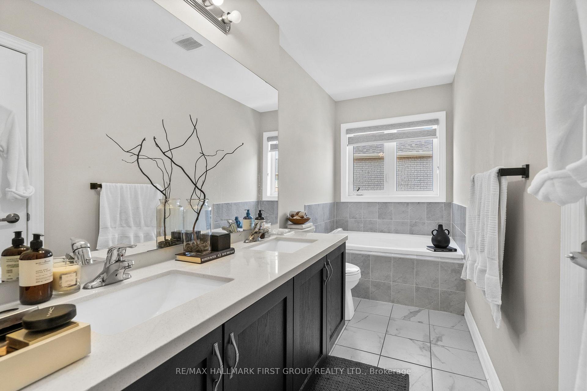 Photo 27 of 22 Phillipsen Way, Markham, Cedarwood — HOMEH