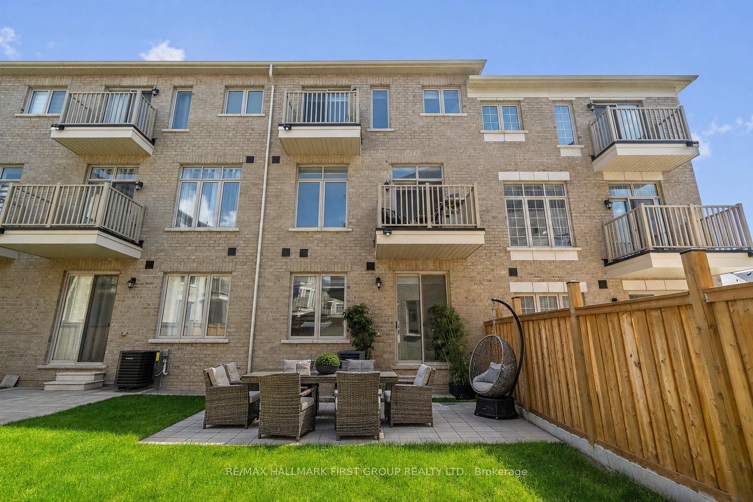 Photo 36 of 22 Phillipsen Way, Markham, Cedarwood — HOMEH