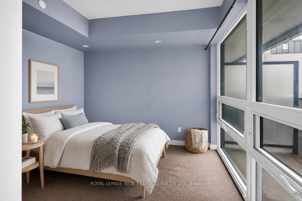 Photo 4 of Unit 401, 120 Varna Drive, Toronto, Englemount-Lawrence — HOMEH