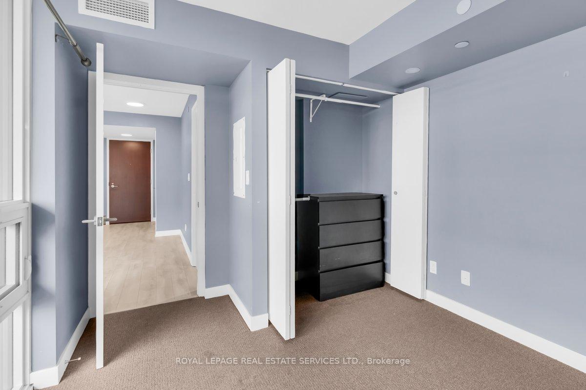 Photo 11 of Unit 401, 120 Varna Drive, Toronto, Englemount-Lawrence — HOMEH