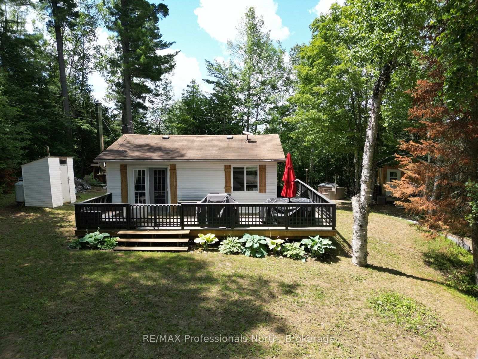 Photo of 1419 Clement Lake Road