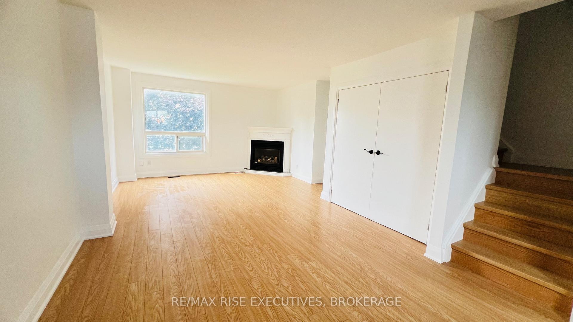 Photo 5 of 863 Datzell Lane, Kingston, South of Taylor-Kidd Blvd — HOMEH