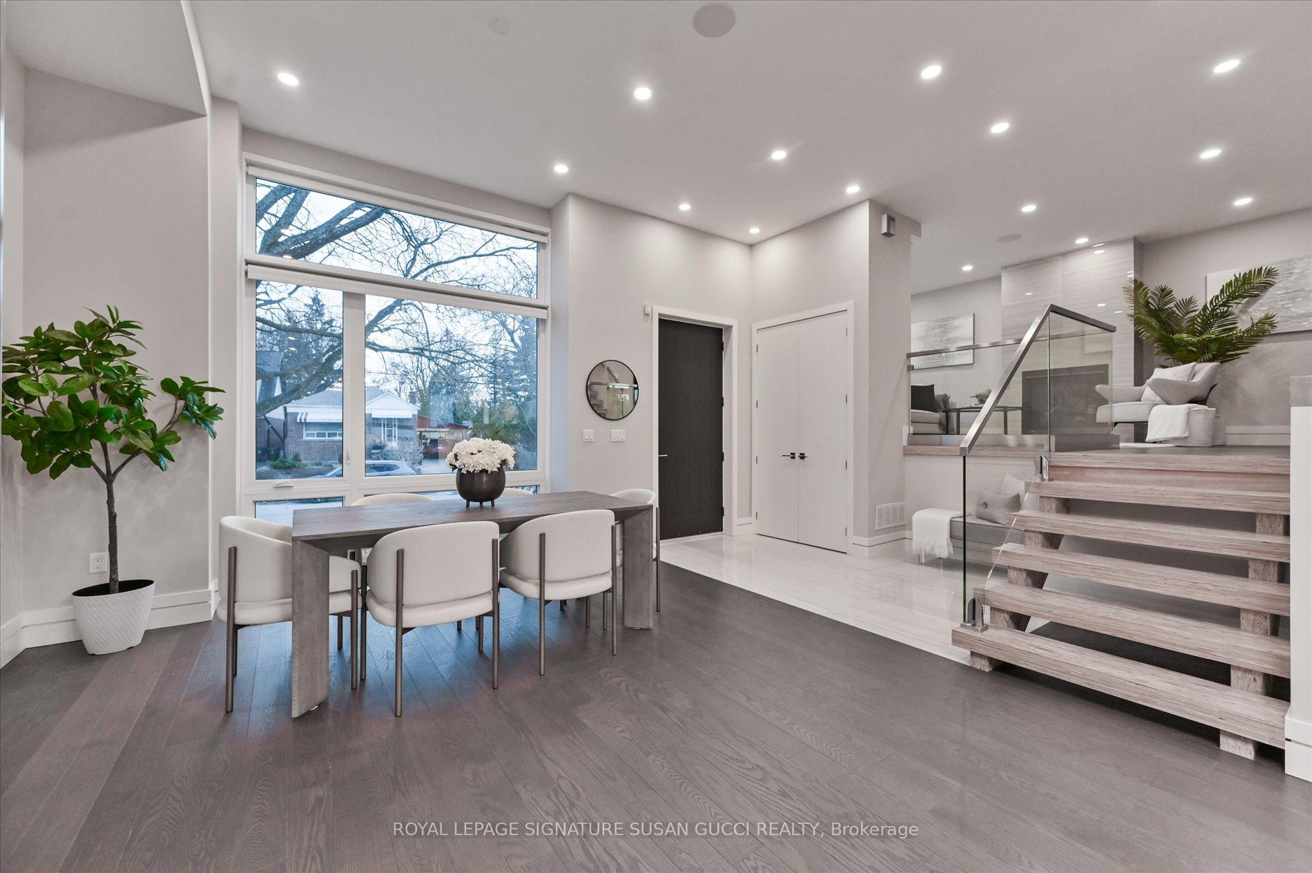 Photo 5 of 18 Ferris Road, Toronto, O'Connor-Parkview — HOMEH