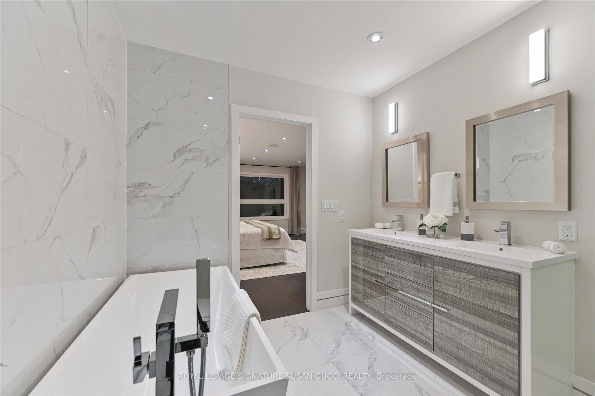 Photo 22 of 18 Ferris Road, Toronto, O'Connor-Parkview — HOMEH